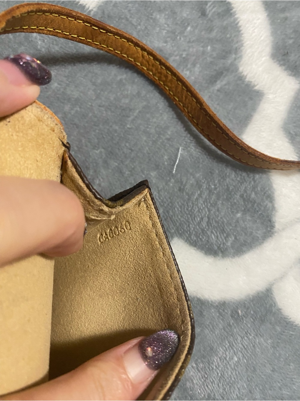 Louis Vuitton Monogram Canvas Brown Crossbody Wallet - Picture 4 of 8